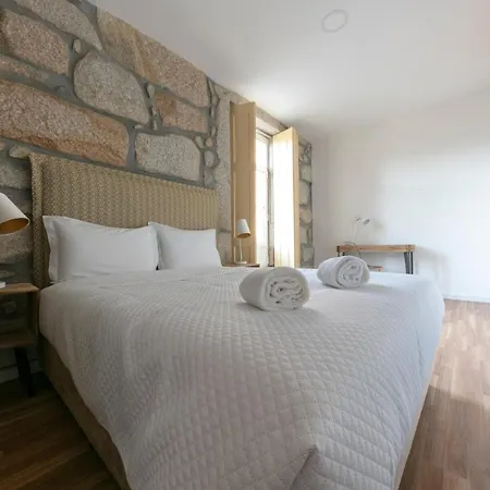 Casa Amarela Suites