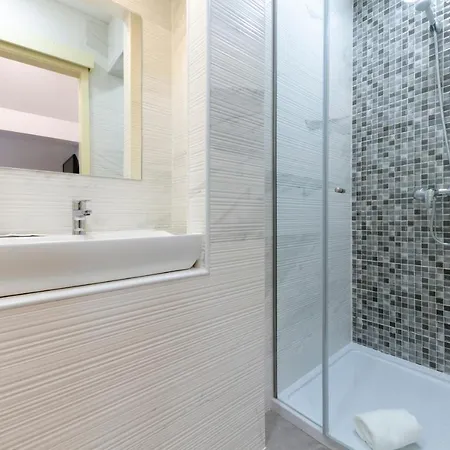 Casa Amarela Suites *